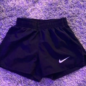 Girls small nike shorts